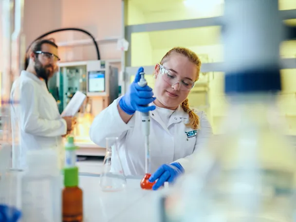 Cercetare de laborator Cercetare de laborator